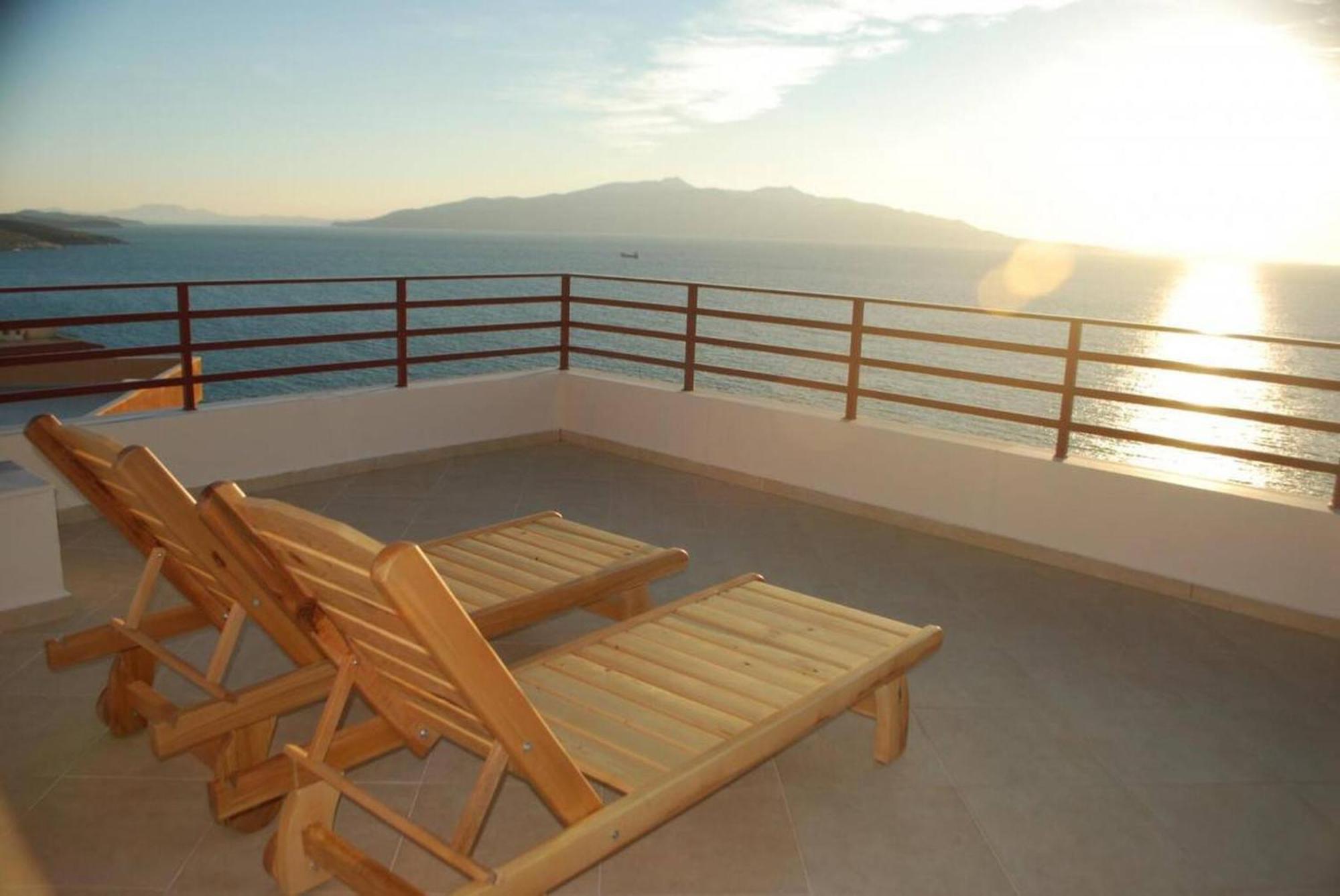 Sunset Penthouse Apartman Saranda Kültér fotó