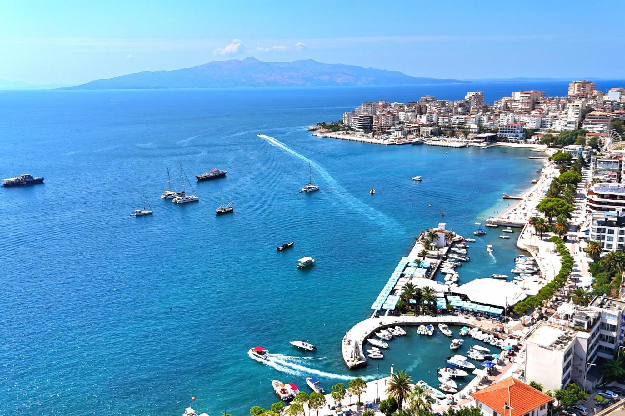 Sunset Penthouse Apartman Saranda Kültér fotó