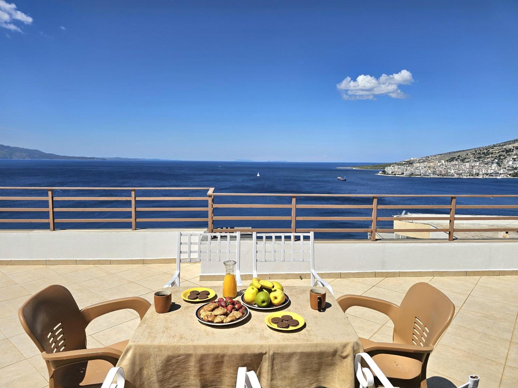 Sunset Penthouse Apartman Saranda Kültér fotó
